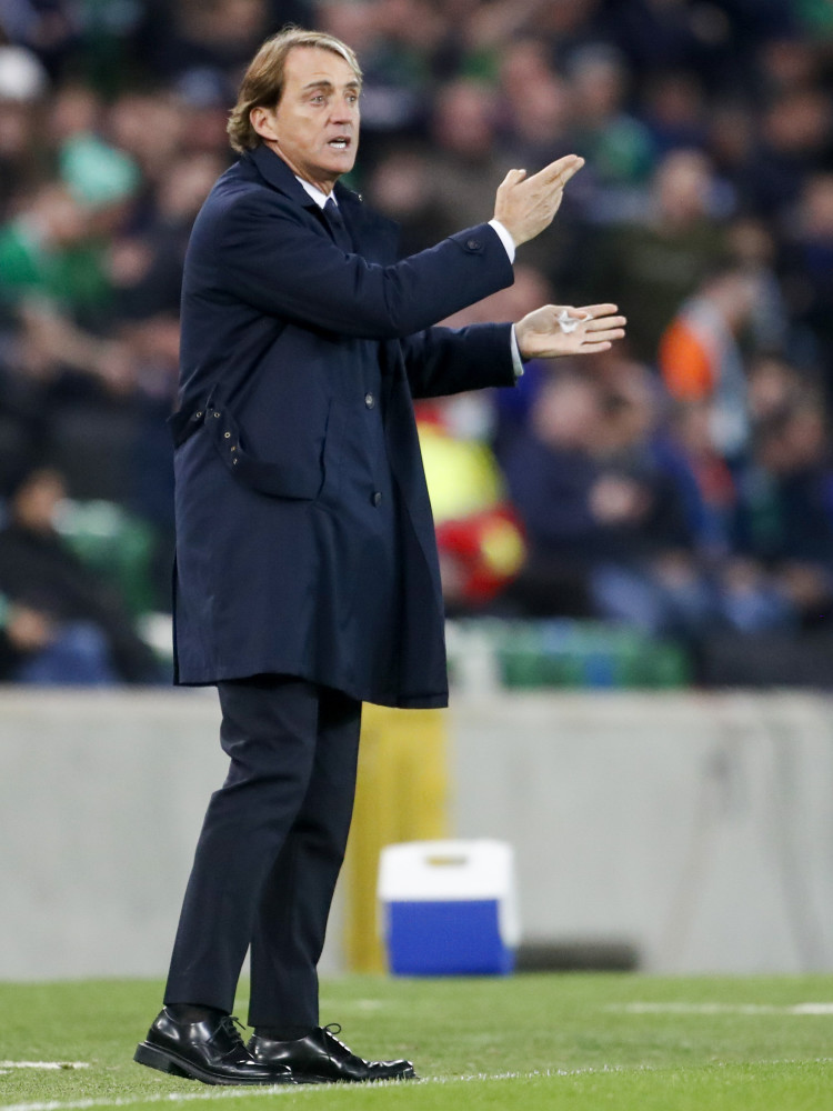 关于尼斯客场战平，保持稳定表现的信息