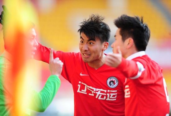 包含辽宁宏运在主场逼平重庆大都的词条