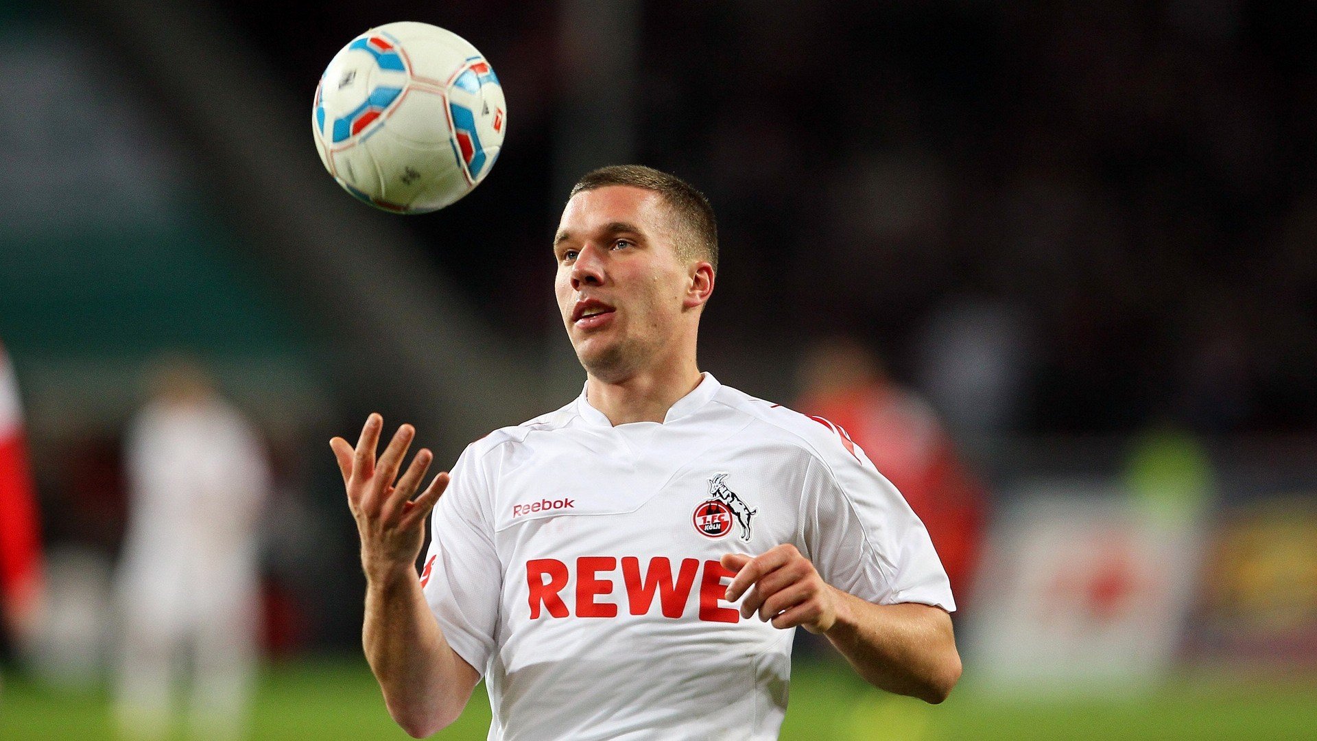 总决赛常规赛激情夜！姆巴佩里突外投，皇家马德里绝杀北京国安